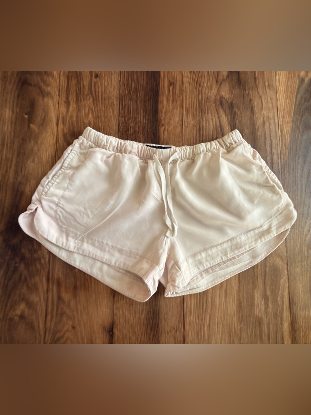Aeropostale Light Cream Elastic Waist Athletic Shorts